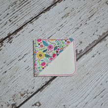 Corner Bookmark - Pink Florals (12)