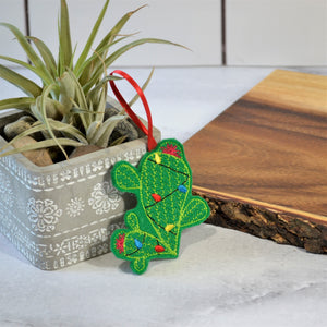 Winter Christmas Cactus Felt Ornament (6)