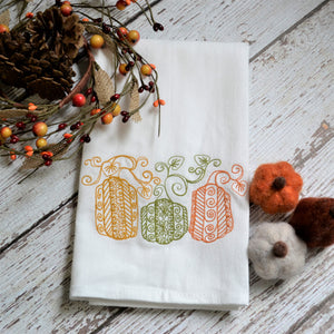 Fall - Lace Pumpkins 30x30 Tea Towel (4)